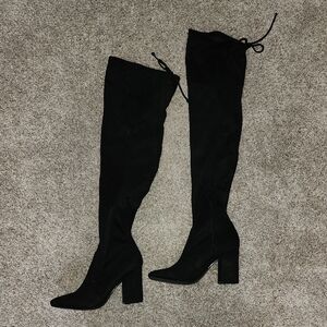 Unisa Black Heeled Boots with Block Heel
